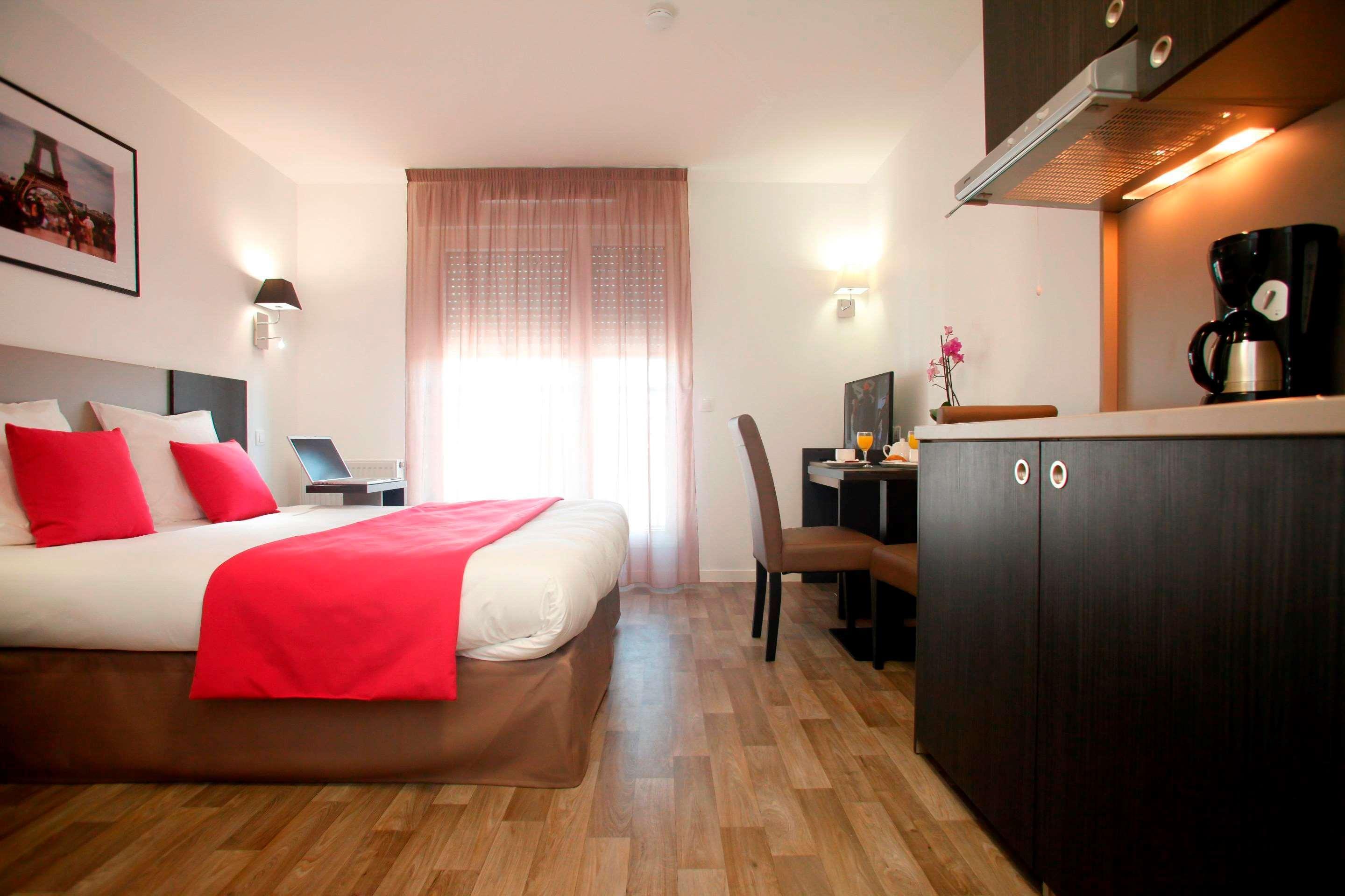 Appart Hotel Odalys City Paris Levallois Exterior photo