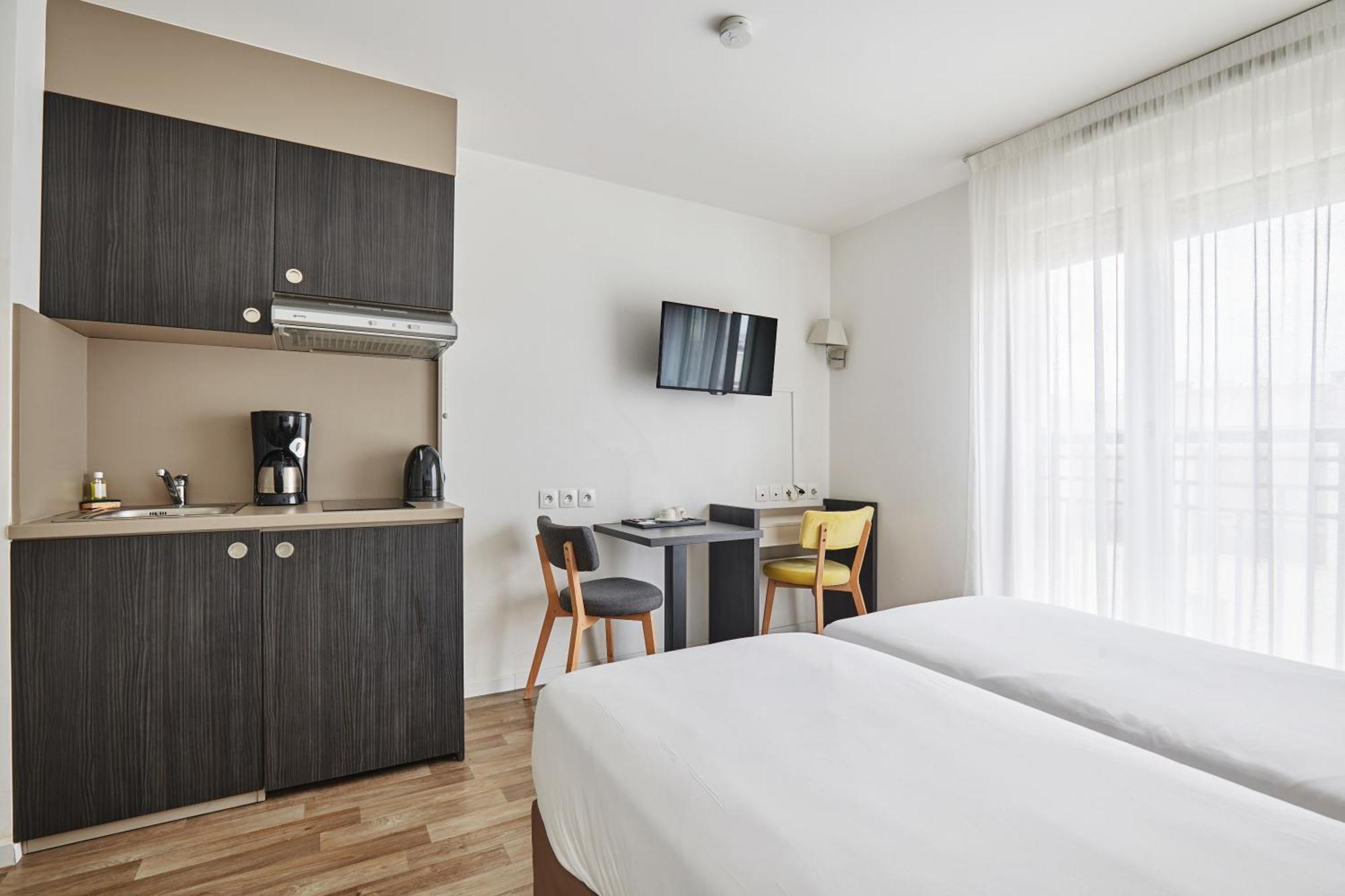 Appart Hotel Odalys City Paris Levallois Exterior photo