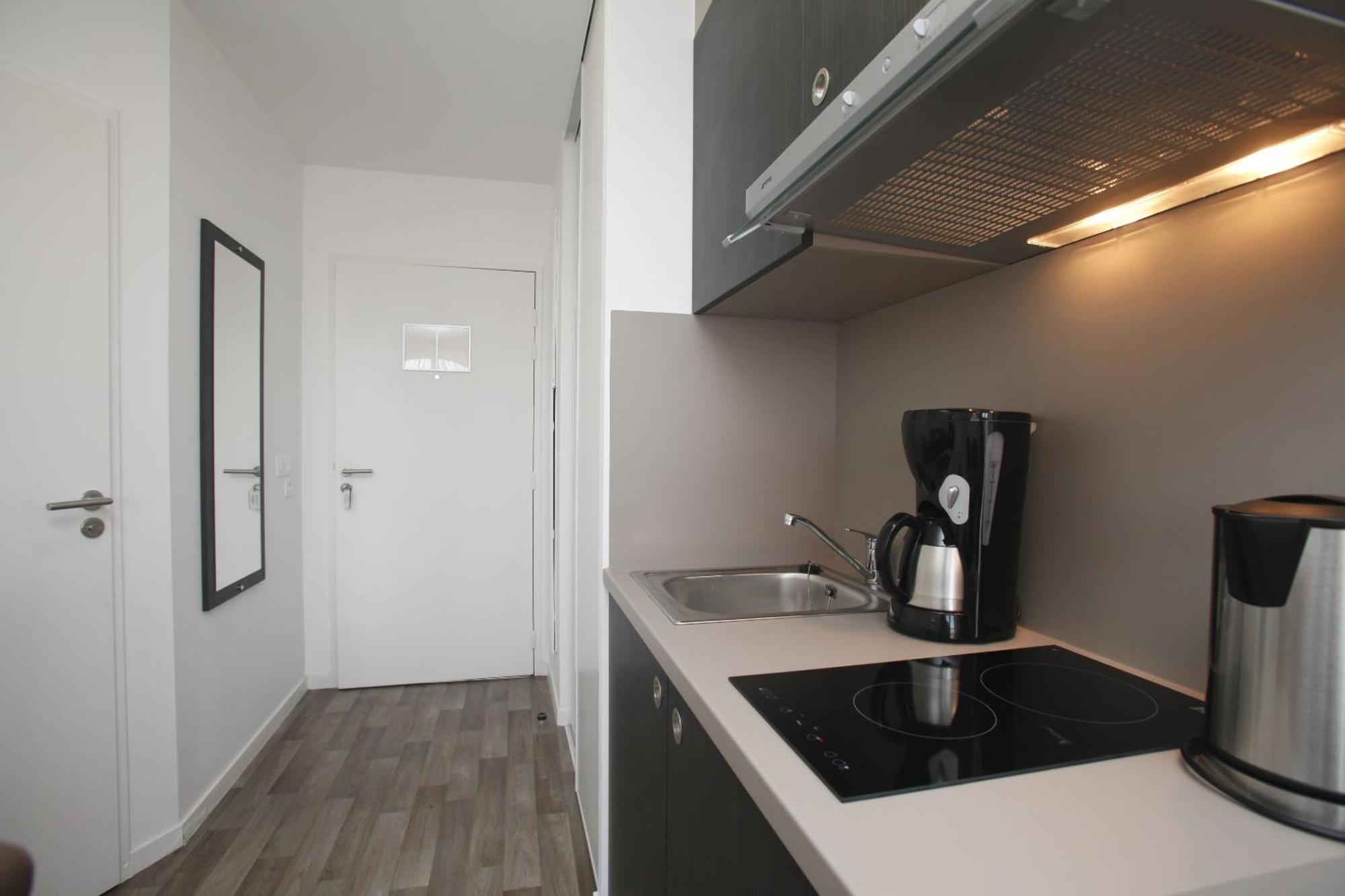 Appart Hotel Odalys City Paris Levallois Exterior photo