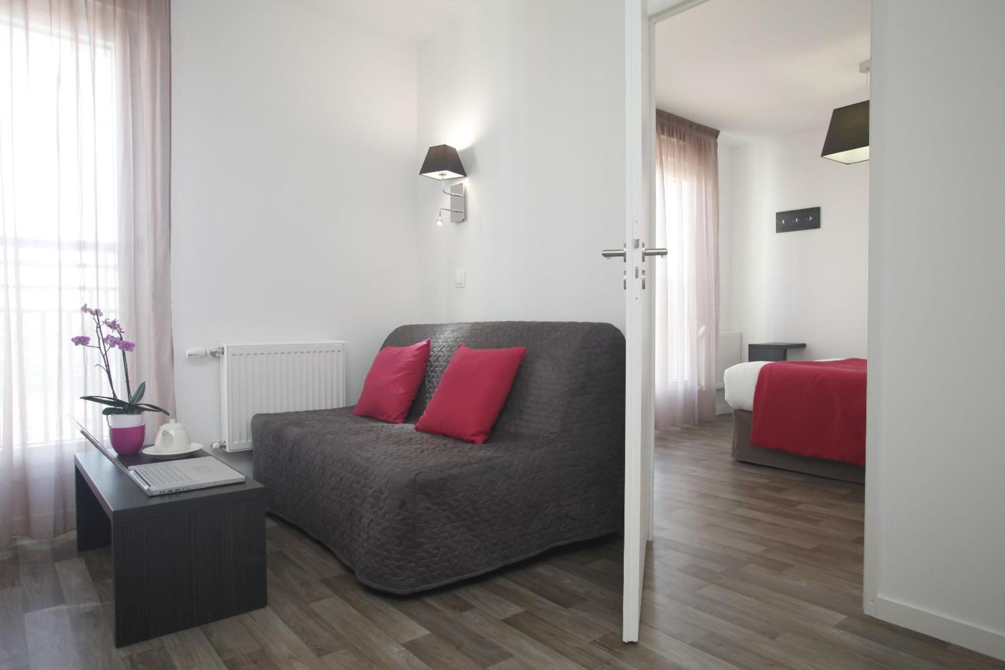 Appart Hotel Odalys City Paris Levallois Exterior photo